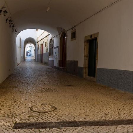 Romance & The City Lagos Bagian luar foto