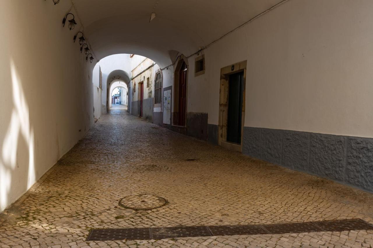 Romance & The City Lagos Bagian luar foto