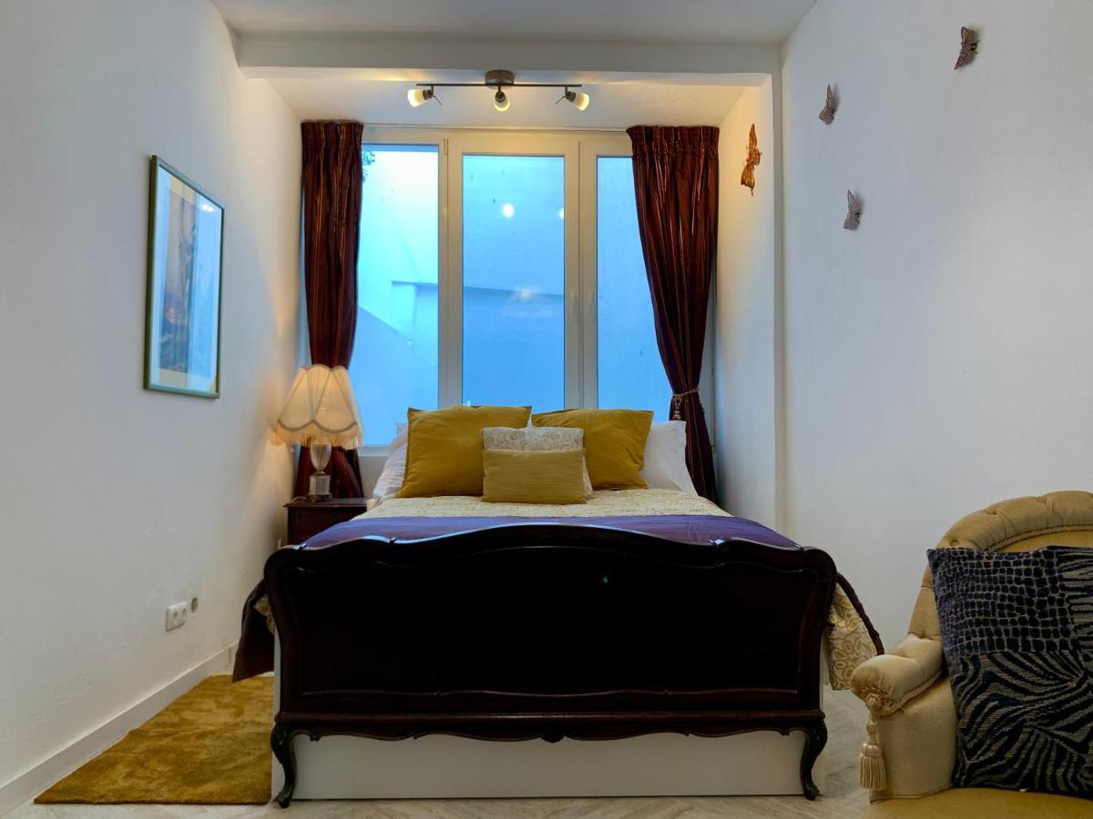 Romance & The City Lagos Bagian luar foto